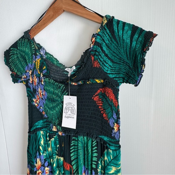 🆕 Patrons of Peace tropical print smocked short sleeve jumpsuit size S NWT - Picture 3 of 8